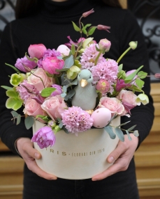 Arrangement A different Easter