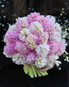 Bouquet with 35 pink hyacinths