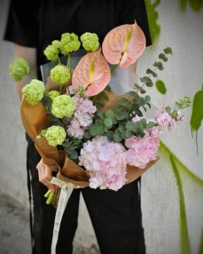 Bouquet with hydrangeas Floral paradise 