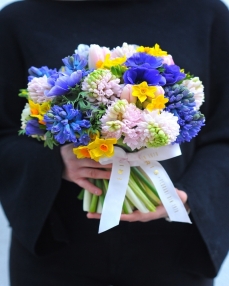 Bouquet with hyacinth and daffodils The best of spring