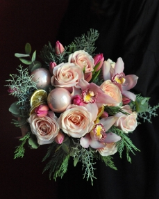 Buchet de flori Roz este lumea toata