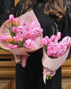 Mother Daughter biuquet Pink spring