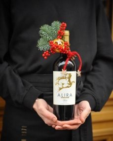 Gift Set Alira Merlot 0,75l with Christmas decoration