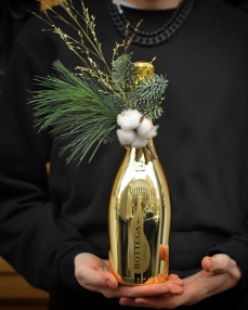 Gift Set Bottega Gold Prosecco with Christmas decoration