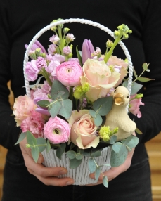 Basket Easter in pink