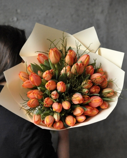 Buchet cu 51 lalele portocalii