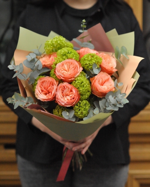 Bouquet with roses Colorful spring 