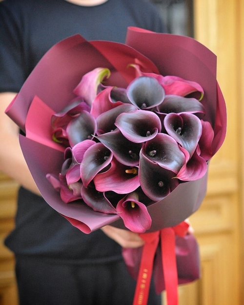  Buchet de flori regal cu 25 de cale