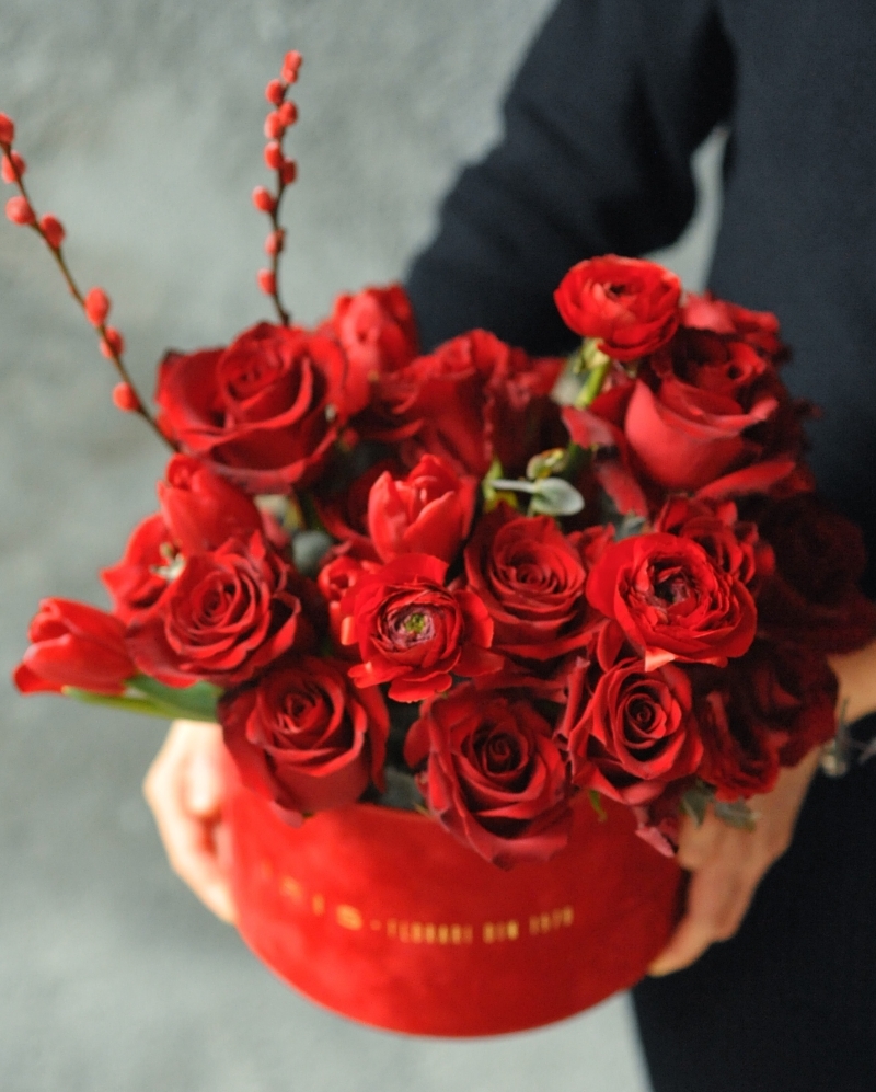 Arrangement Infinite red